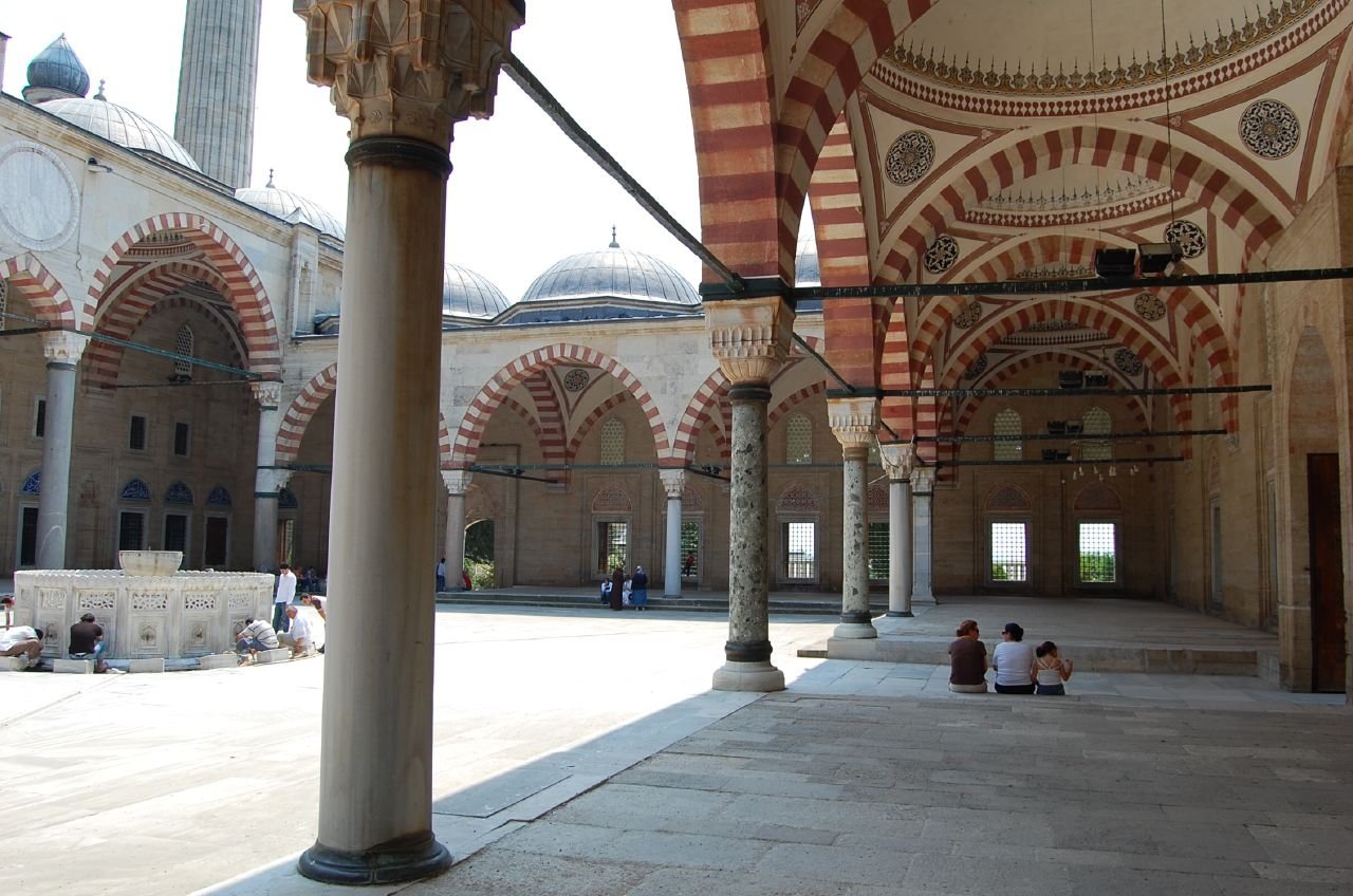 Selimiye Mosque in Edirne - Turkey (courtyard)